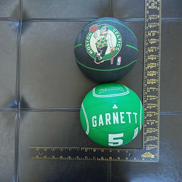 NBA Celtics small basketballs - Picture 11 of 12